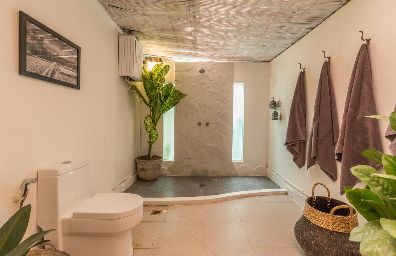 Eco Bamboo Bungalow 4 Villa Canggu Esterno foto